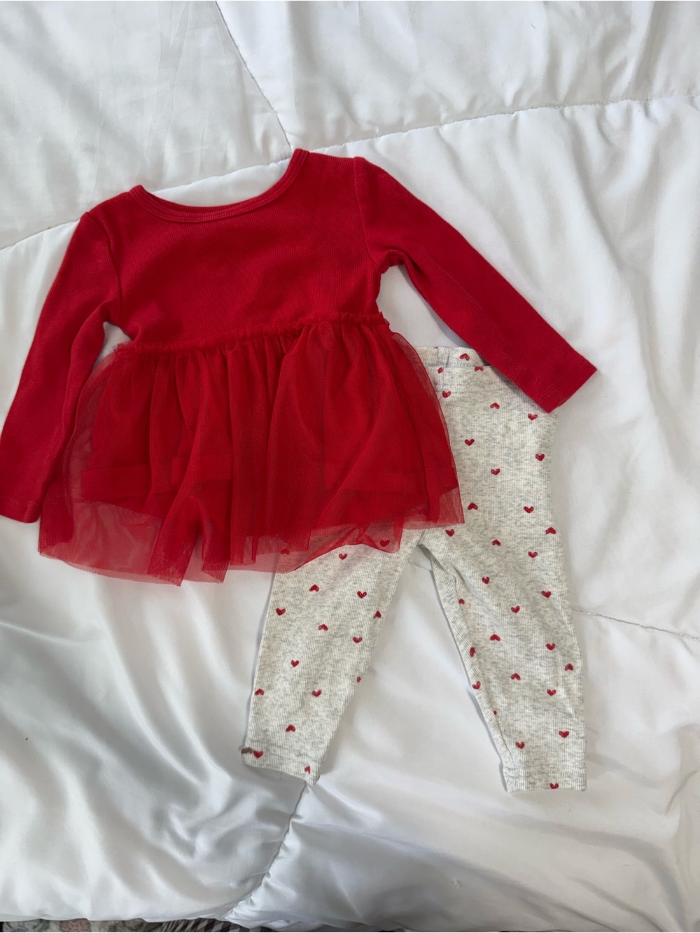 Carters red heart set